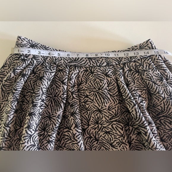 Thierry Colson Wool Mini Skirt Black Cream  Pleated Size Small New - Picture 9 of 11